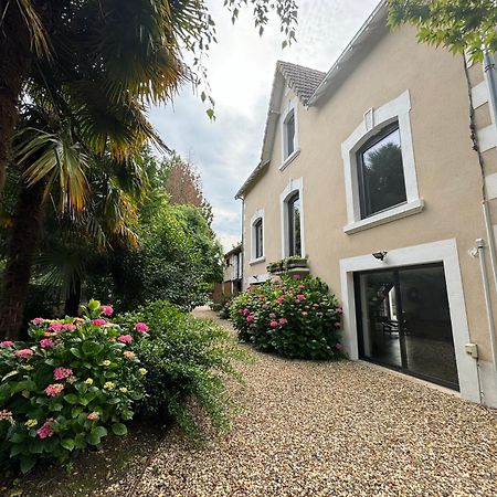 Demeure De Charme Vue Riviere Perigueux Piscine Parking Bed and Breakfast Exteriör bild